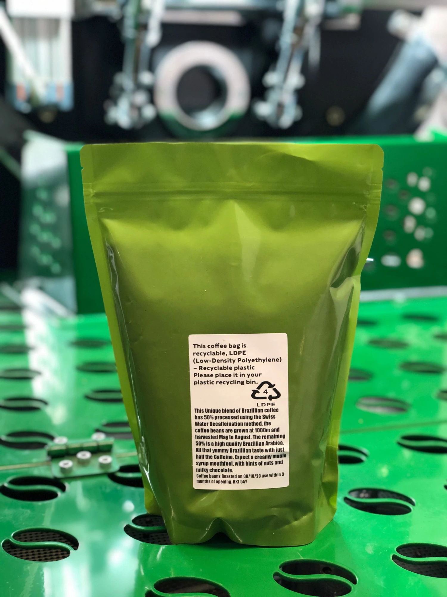 White Rose Coffee Roasters Brazillian Lo Caff - 50% Swiss Water Decaffeinated Arabica Roasted Coffee (1kg) 5 White Rose Coffee Roasters Brazillian Lo Caff - 50% Swiss Water Decaffeinated Arabica Roasted Coffee (1kg)